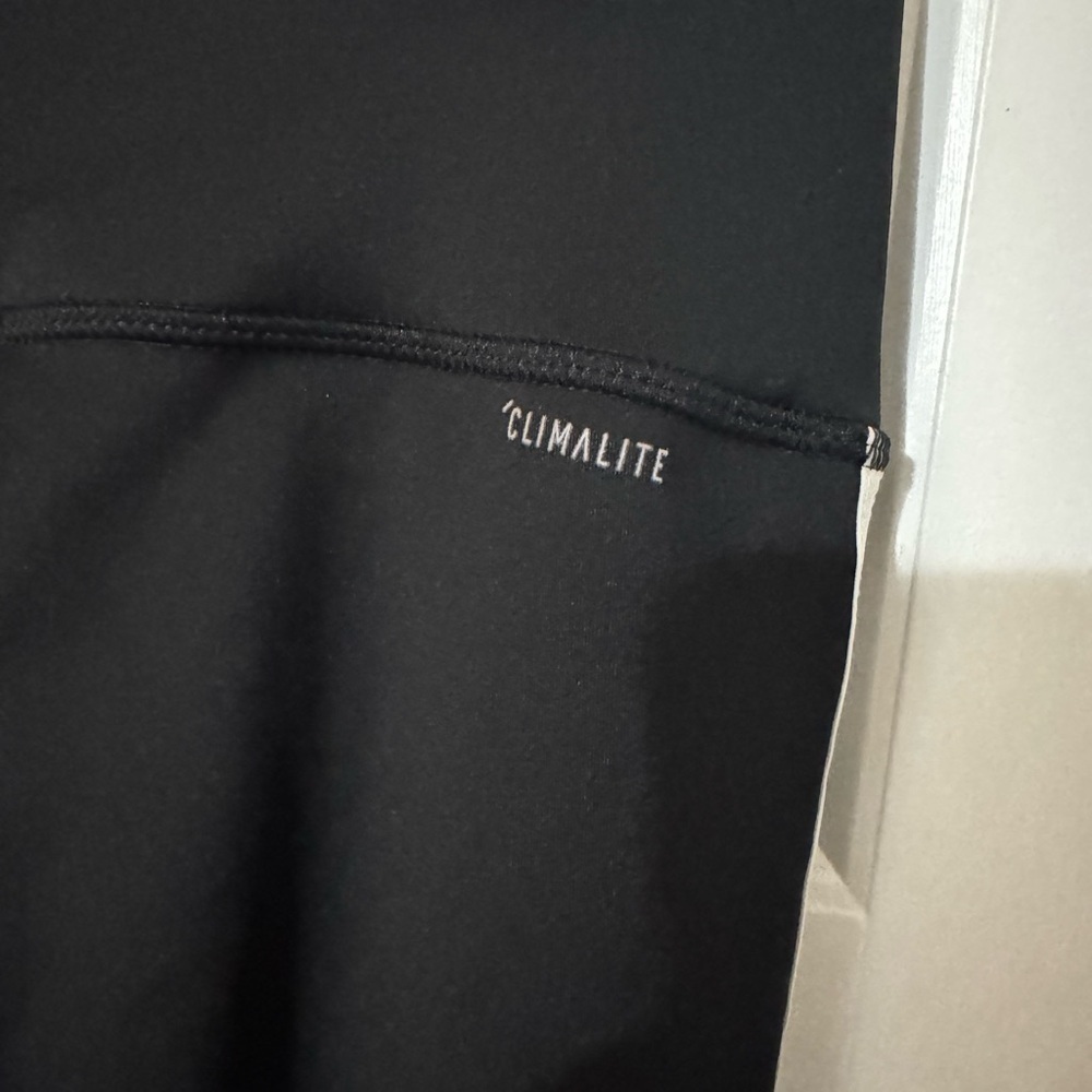 Adidas pants - Picture 4 of 5